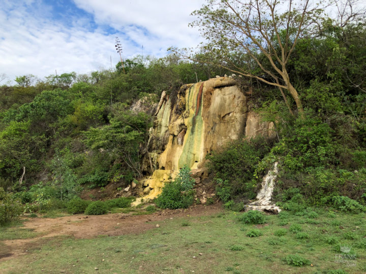 nueva cascada en hierve el agua