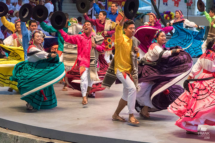 danzas de la guelaguetza en oaxaca