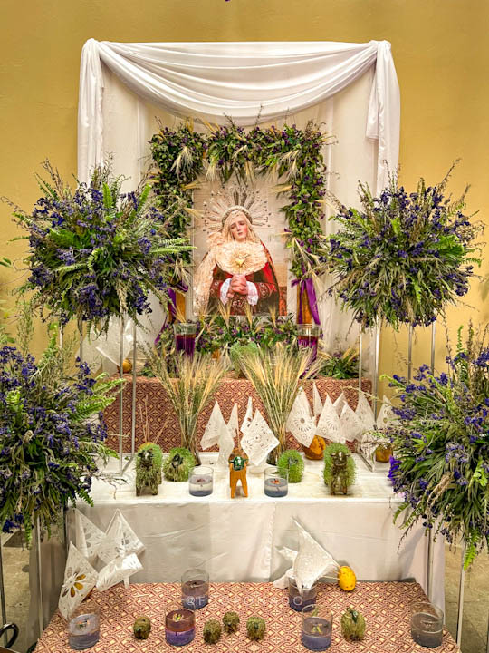 altar de dolores en al ciudad de oaxaca