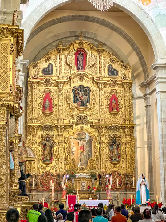 altar del templo de san pedro y san pablo teposcolula