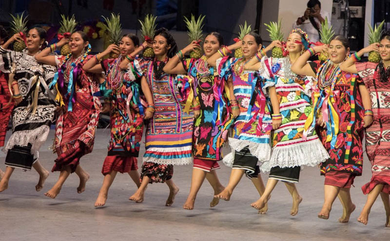 danzas de la guelaguetza en oaxaca