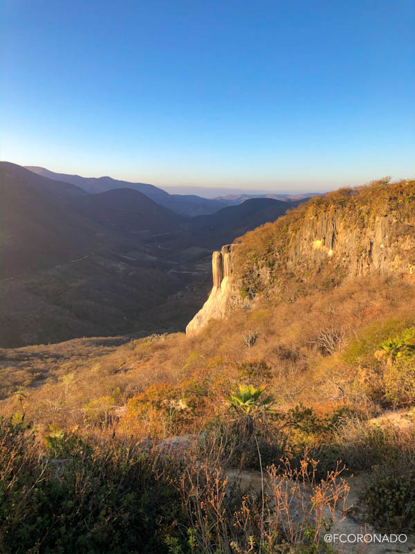 paisajes de hierve el agua al amanecer