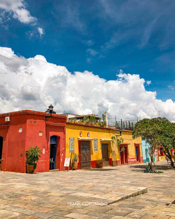 casas de colores en el barrio de xochimilco