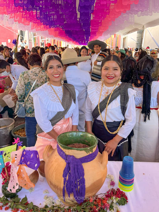 mujeres oaxaqueñas el dia de la samaritana