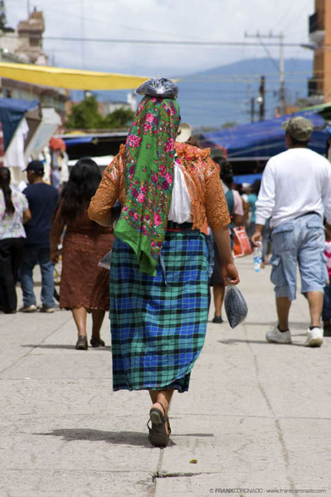 mujer en tlacolula de matamoros